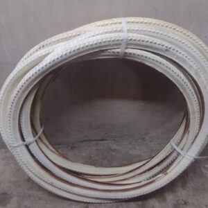 CUBIERTA DSH 28 5/8 1/4 BLANCA  Y NEGRA DE 2da