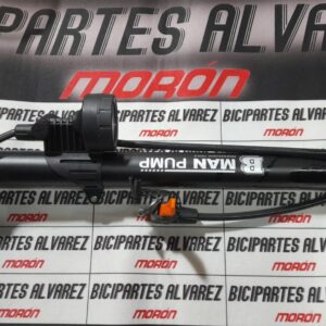 INFLADOR DE PIE PLASTICO C/MANOMETRO D/V